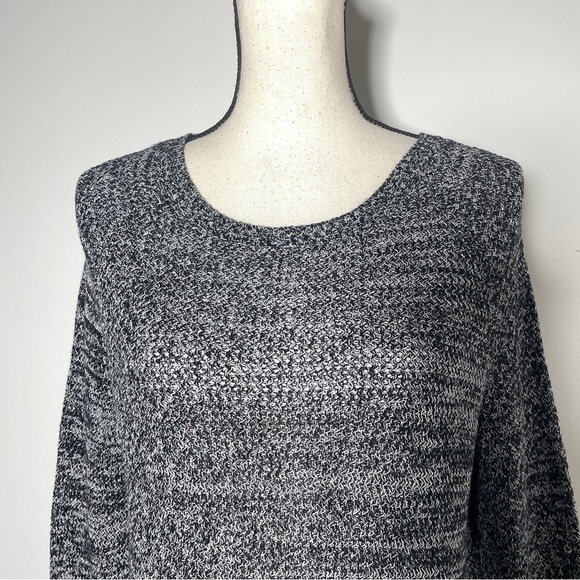 Women’s Loft Sweater, Black/White/Gray Tie Bell Sleeve Sweater M - Picture 2 of 15